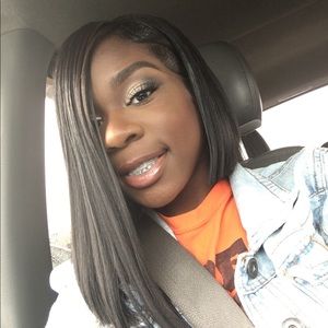 Meet your Posher, Makayla